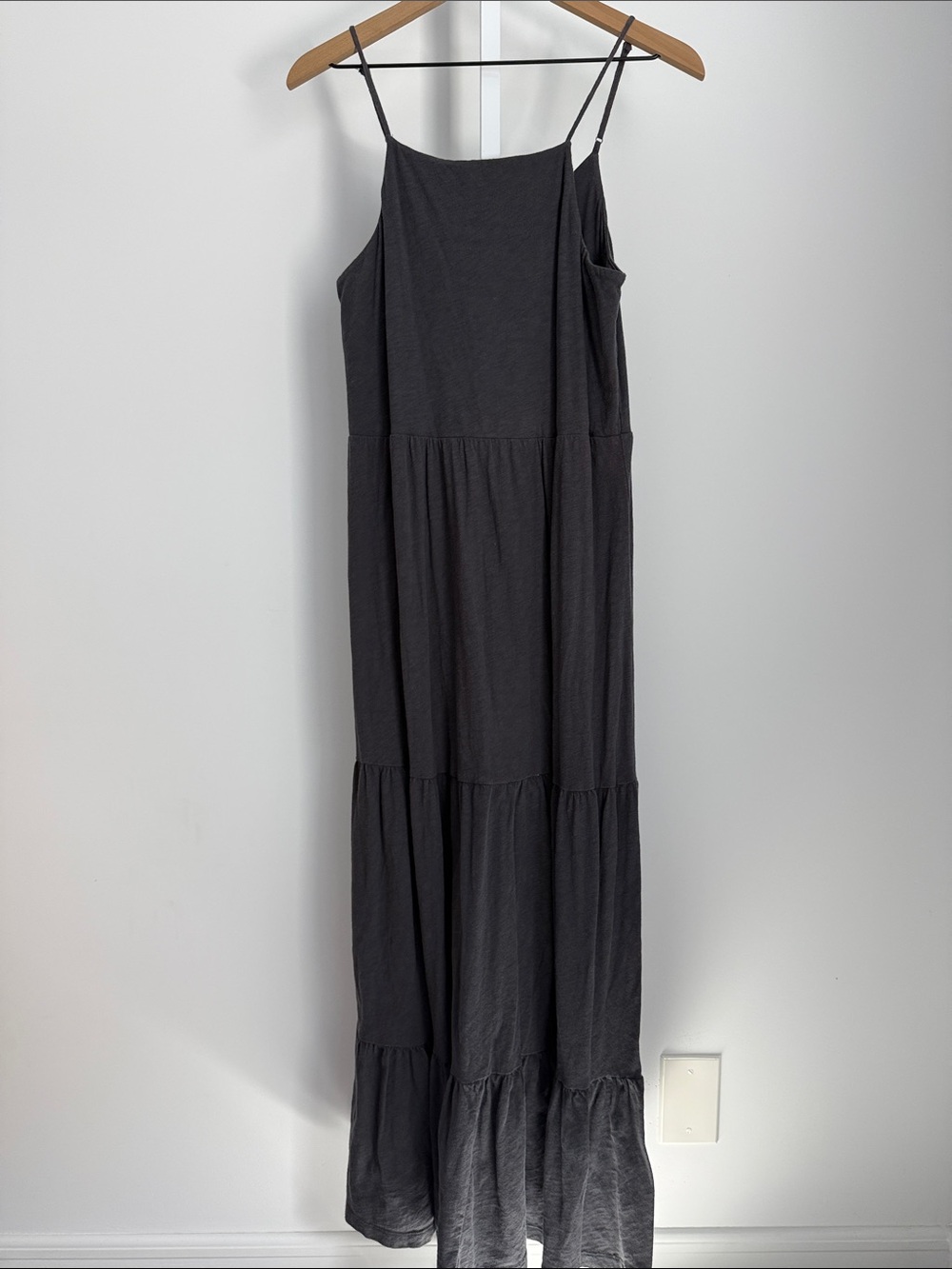 Z Supply dark gray tiered maxi dress small